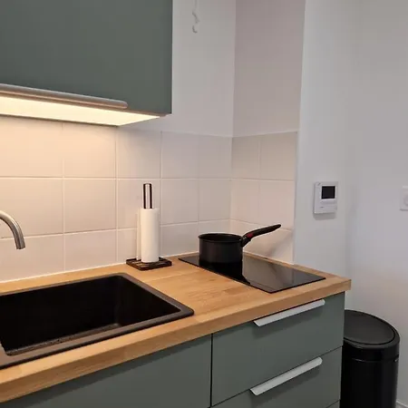 Studio Neuf Idealement Situe Ikea Apartament
